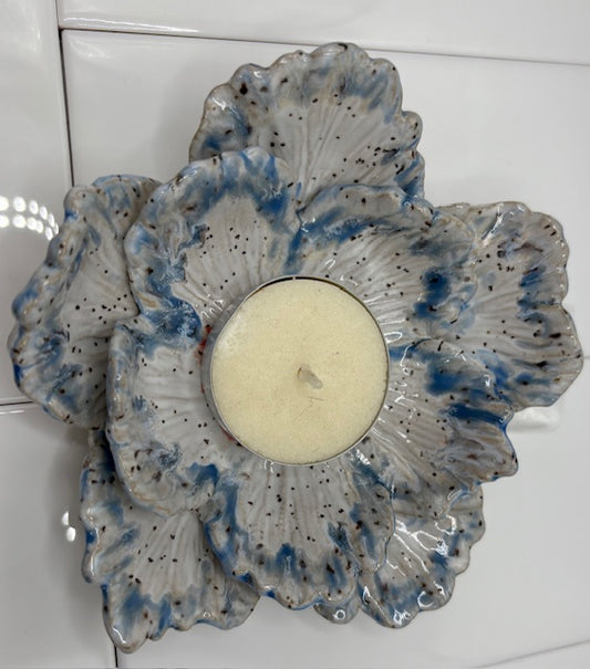 White and Sky-Blue Tea Light